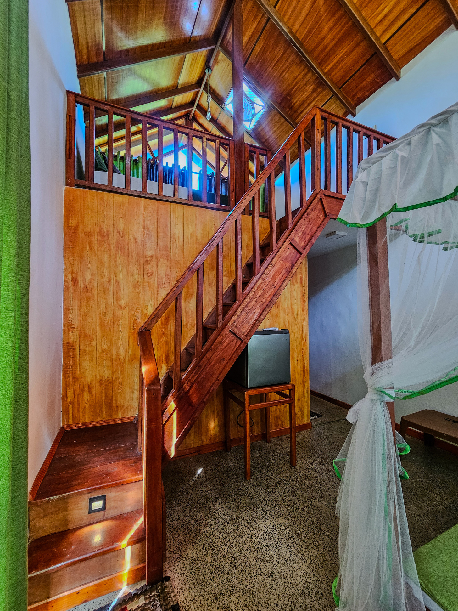 FAMILY CABIN IN SINHARAJAYA