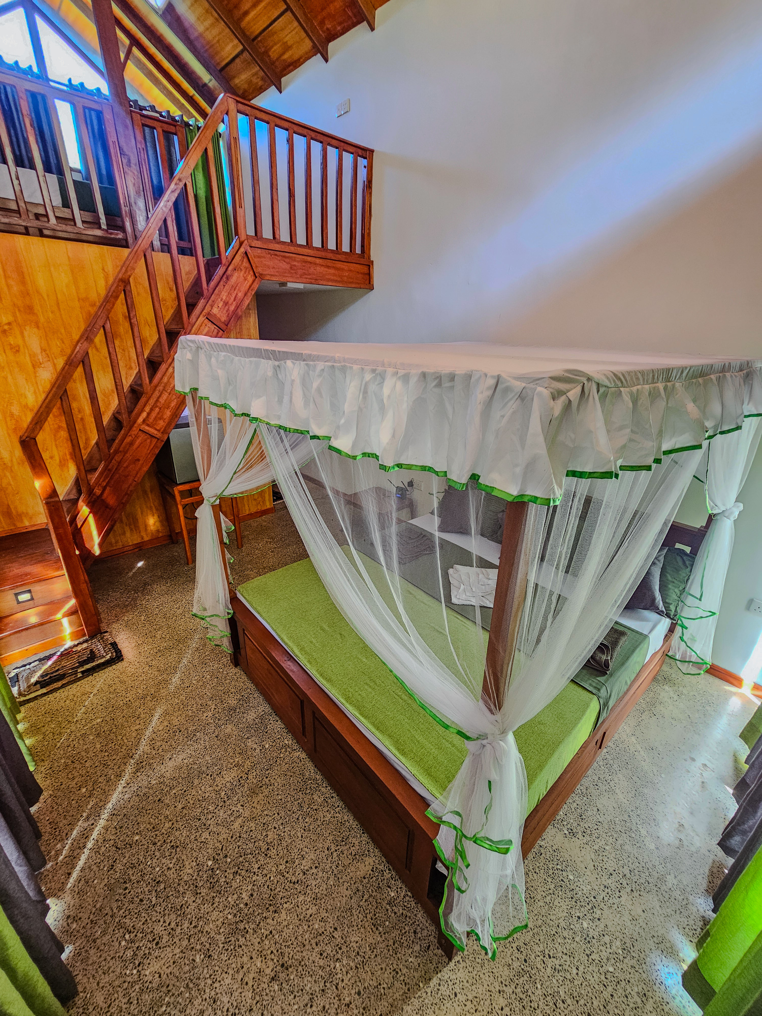 FAMILY CABIN IN SINHARAJAYA