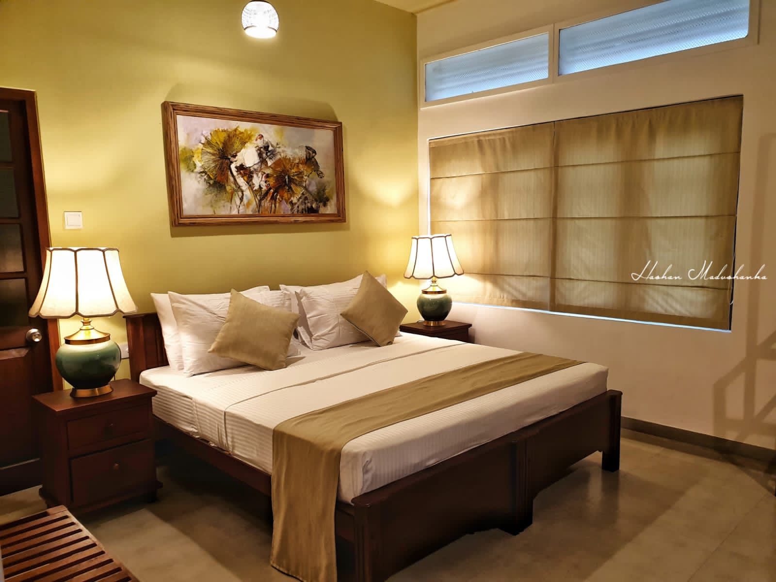 6 BEDROOM VILLA AHANGAMA