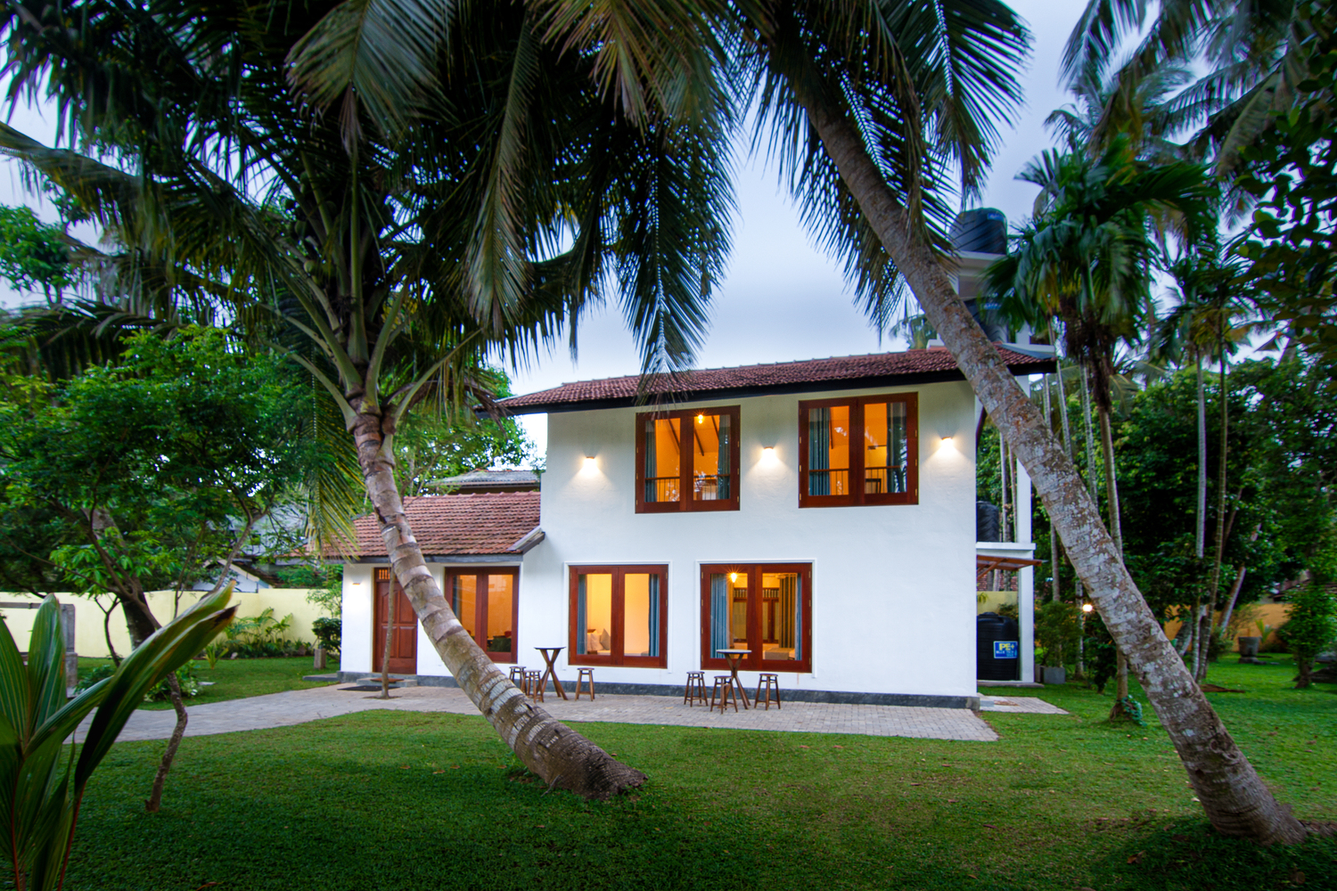 VILLA IN WADDUWA