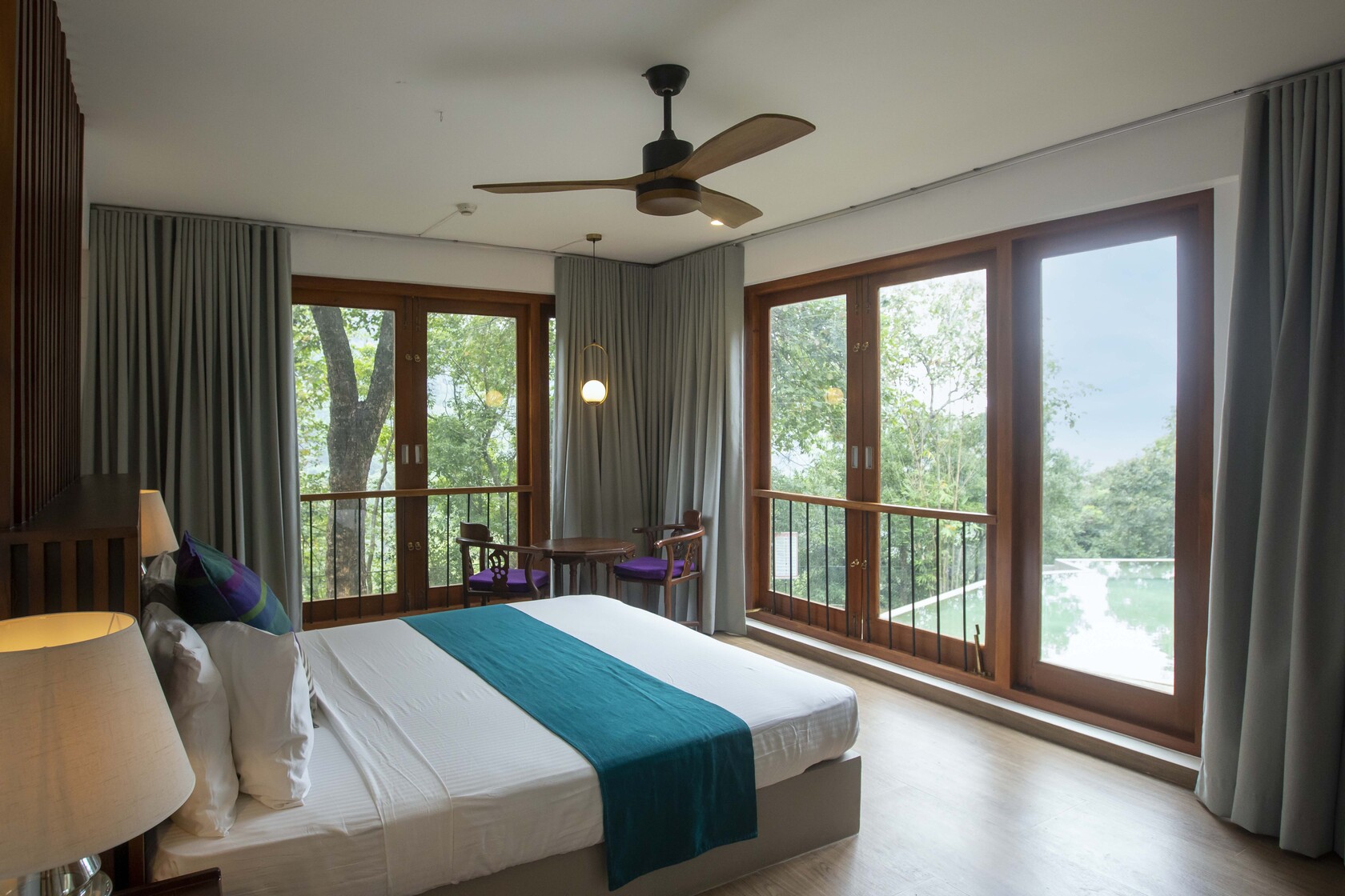 DBL ROOM